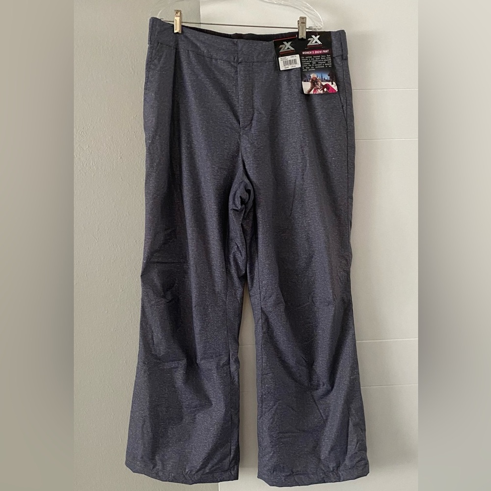 NWT- Women’s XL insulated snow pants